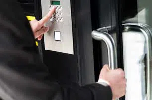 Safe Key Store Miami, FL 305-894-5988 - 8-Commercial-Locksmith